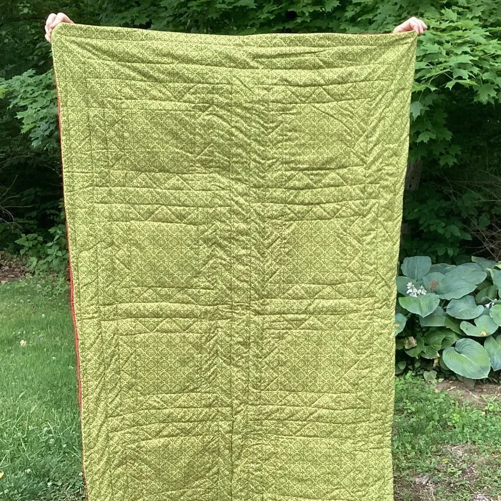 NWT. Hand Crafted Poppies in the Field Quilt